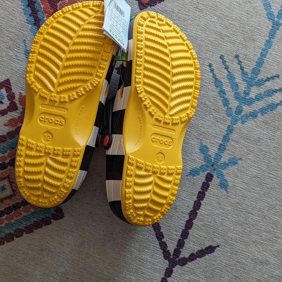 Crocs x McDonald's Hamburglar Men's size 12 NIP - Picture 5 of 7